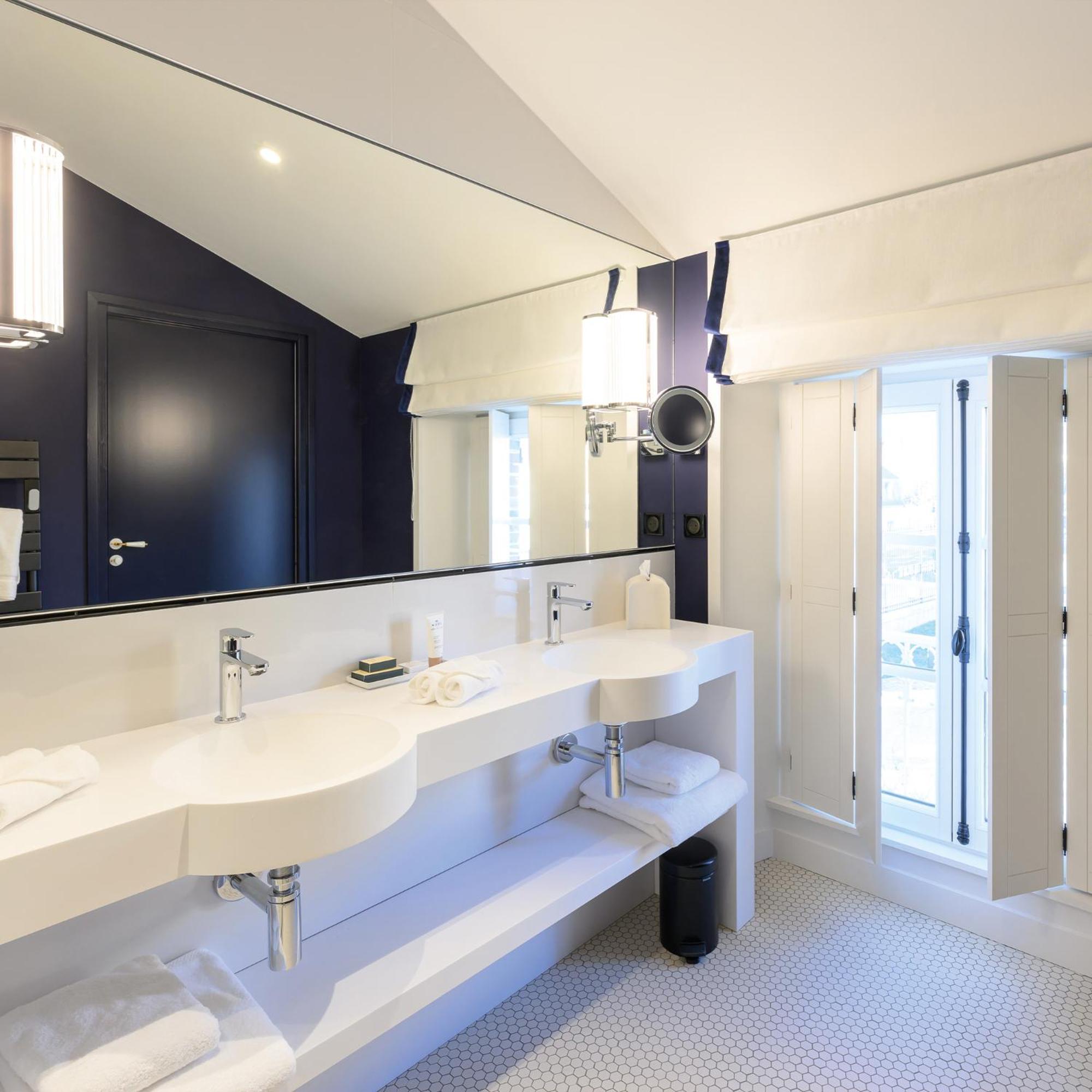 Les Suites Bb, Champagne Besserat De Bellefon Épernay Dış mekan fotoğraf